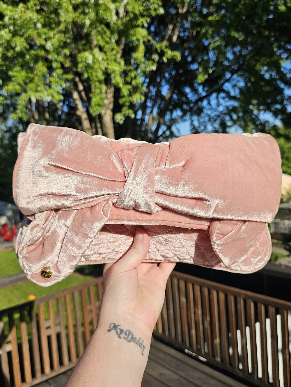 Vintage Juicy Couture "Tied with a Bow" Large Velvet Clutch - MSRP $198 - Picture 9 of 16